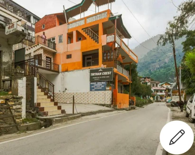Tirthan Crest Homestay Banjār 外观 照片
