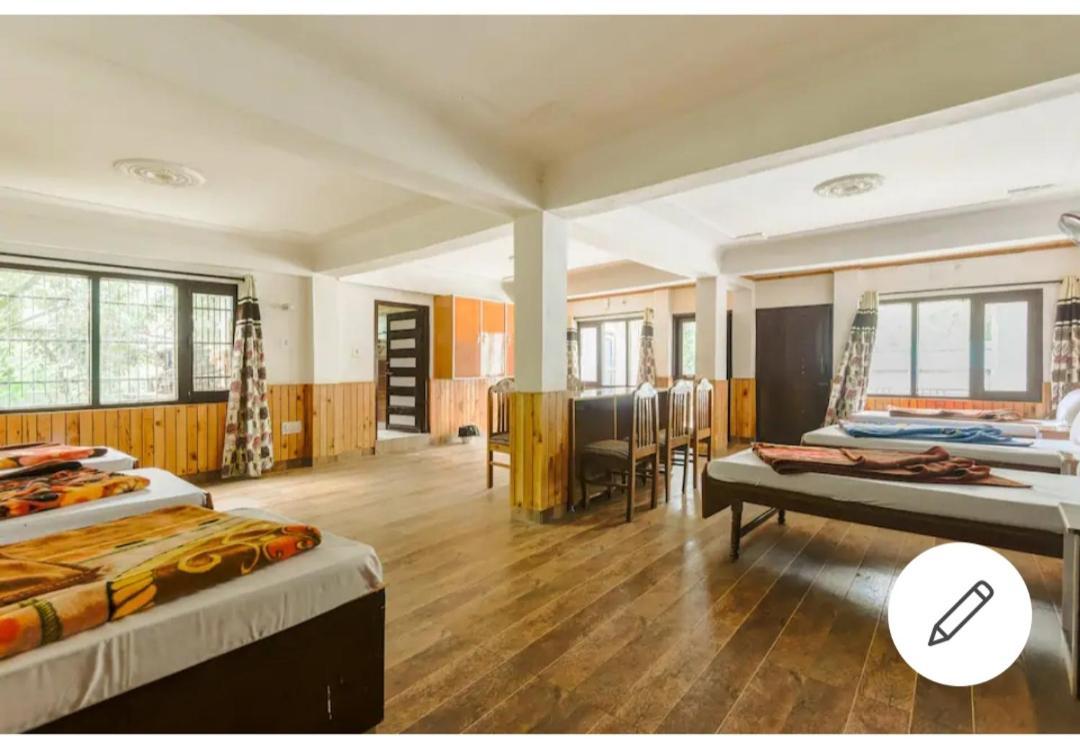 Tirthan Crest Homestay Banjār 外观 照片