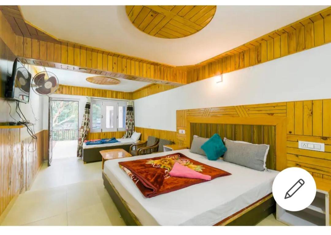 Tirthan Crest Homestay Banjār 外观 照片