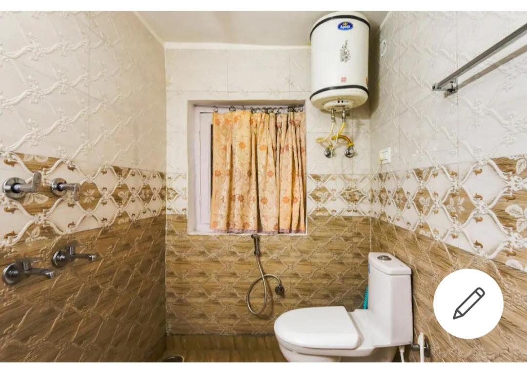Tirthan Crest Homestay Banjār 外观 照片