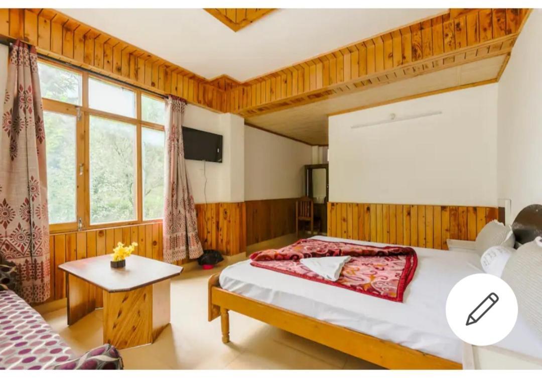 Tirthan Crest Homestay Banjār 外观 照片